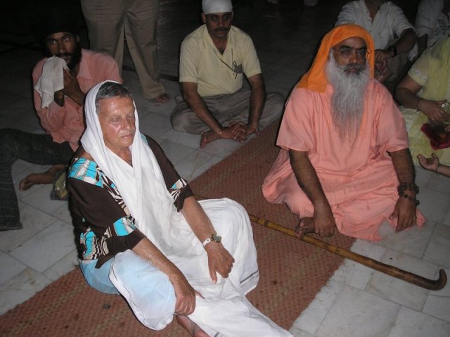 con Chotu Baba al tempio Sikh di Delhi